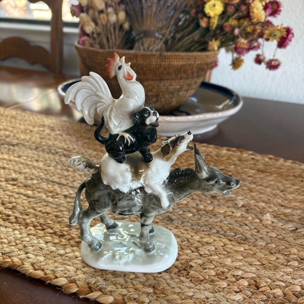 Hutschenreuther Germany Bremen Porcelain Figure